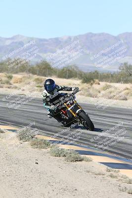 media/Dec-04-2025-Racers Edge (Thu) [[5ebc9f124d]]/3-B Group/3-Session 2 (Turn 7 Inside)/